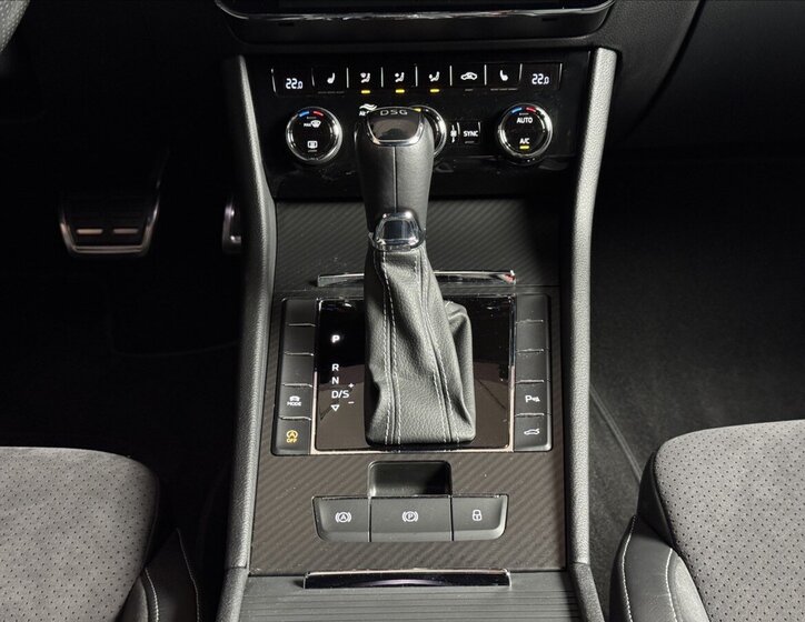 Škoda Superb Kombi 1,5 l 110 kw