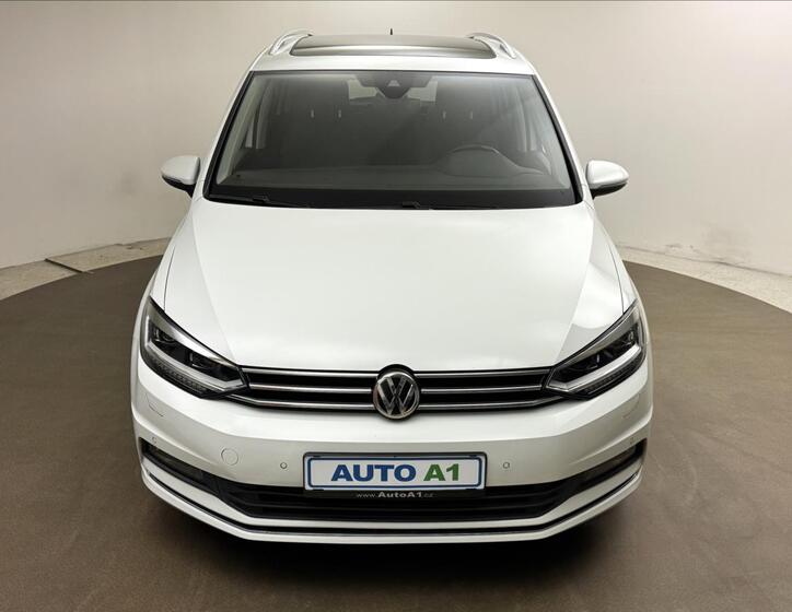 Volkswagen Touran 2