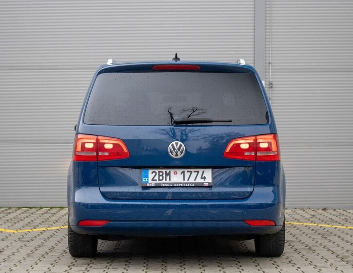 Volkswagen Touran 6