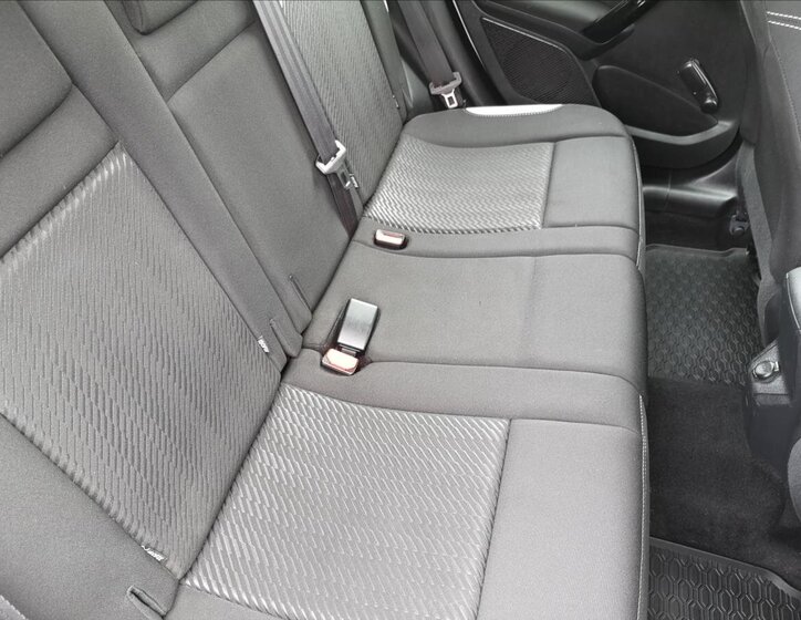 Peugeot 2008 Kombi 1,4 l 50 kw