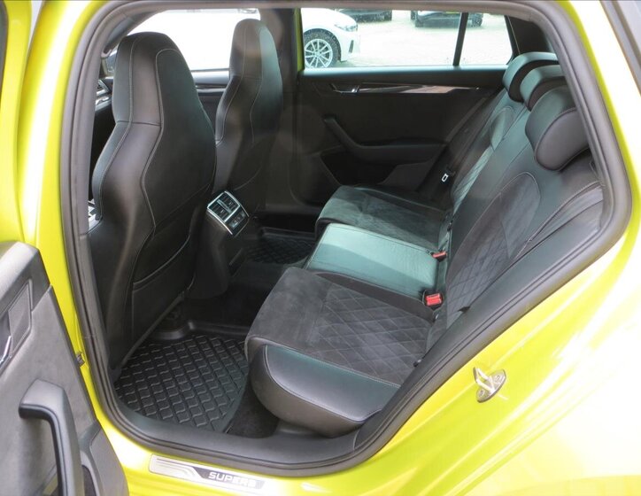 Škoda Superb Kombi 2,0 l 110 kw