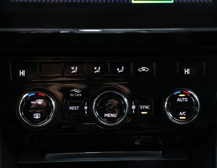 Škoda Superb Kombi 2,0 l 110 kw