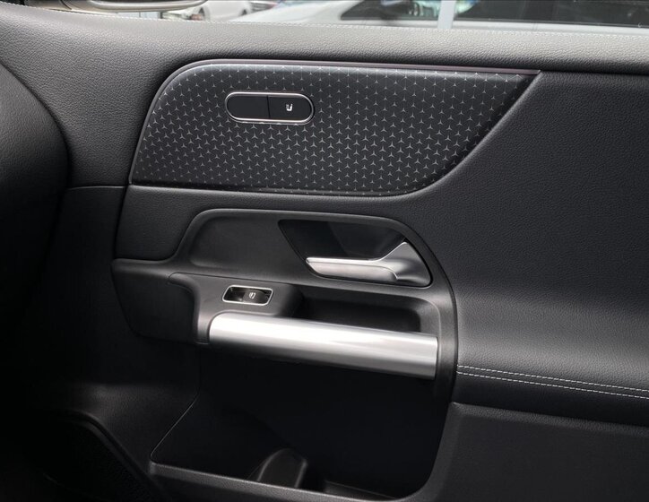 Mercedes-Benz Třídy B MPV 2,0 l 85 kw