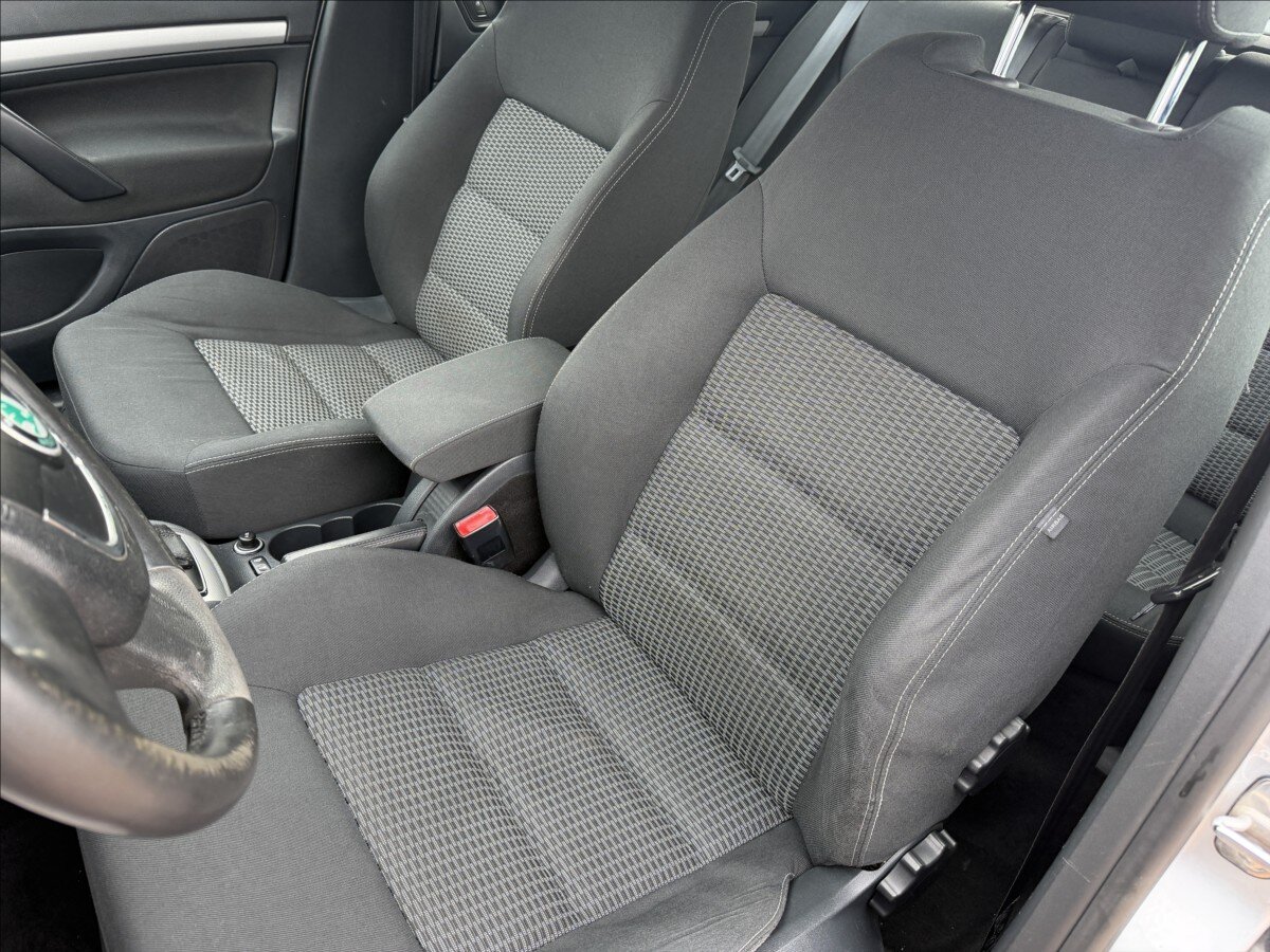 Škoda Octavia Kombi 1,6 l 77 kw