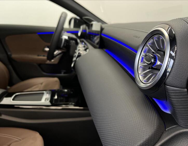 Mercedes-Benz CLA 17