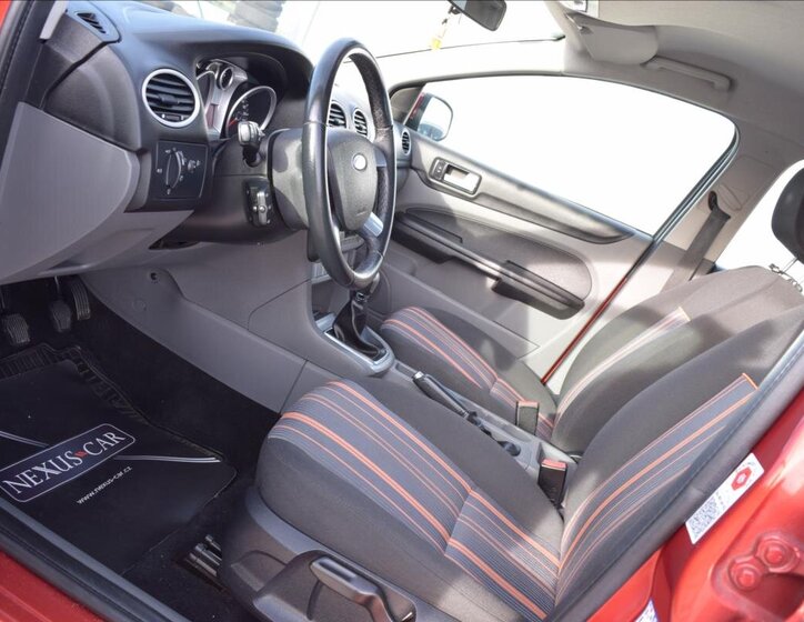 Ford Focus Hatchback 1,6 l 74 kw