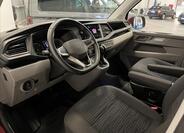 Volkswagen Caravelle 6