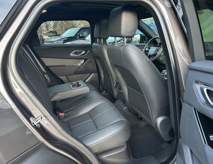 Land Rover Range Rover Velar SUV 3,0 l 221 kw