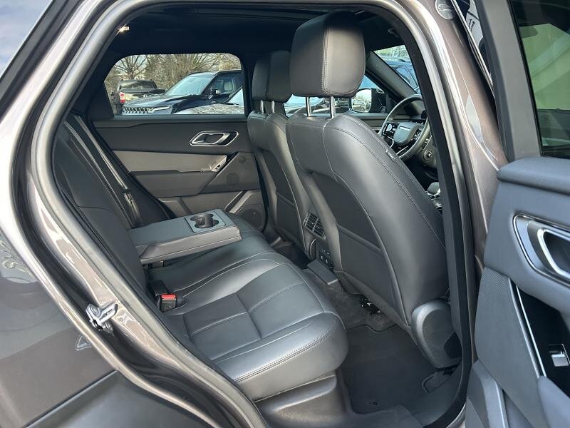 Land Rover Range Rover Velar SUV 3,0 l 221 kw