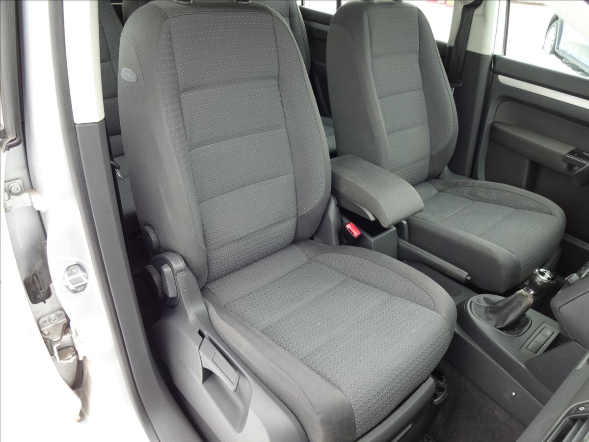 Volkswagen Touran Kombi 1,9 l 77 kw