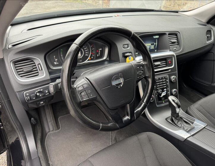 Volvo V60 20