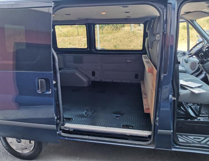 Ford Transit 11