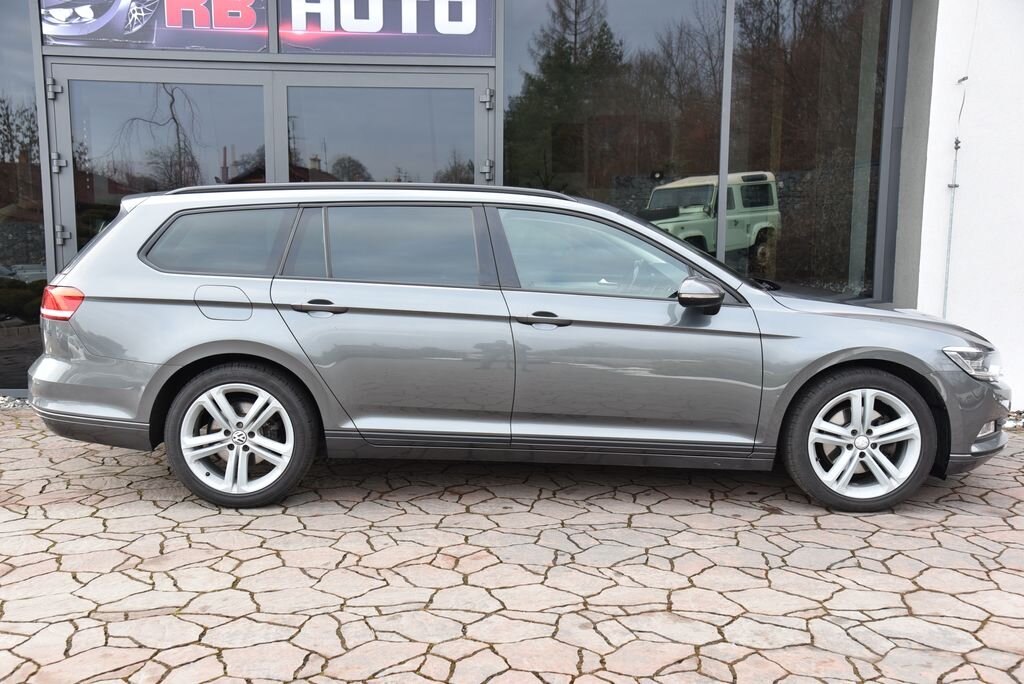 Volkswagen Passat Kombi 2,0 l 110 kw