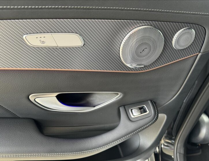 Mercedes-Benz EQC 26