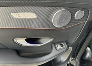 Mercedes-Benz EQC 26