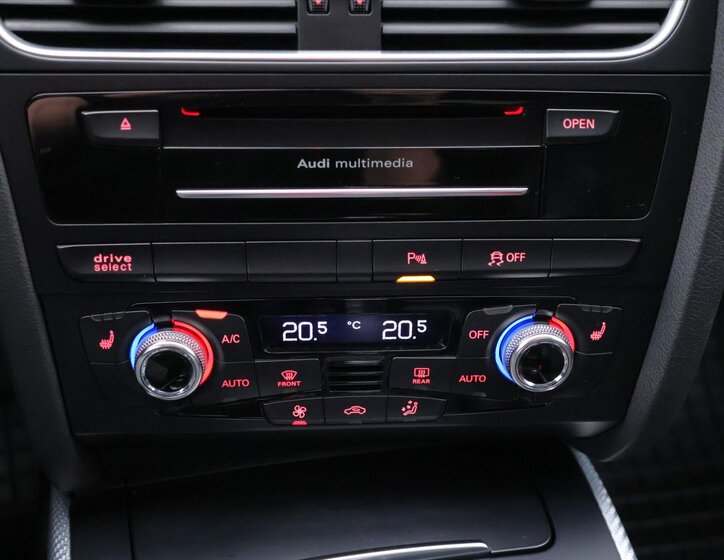 Audi RS 4 Kombi 4,2 l 331 kw