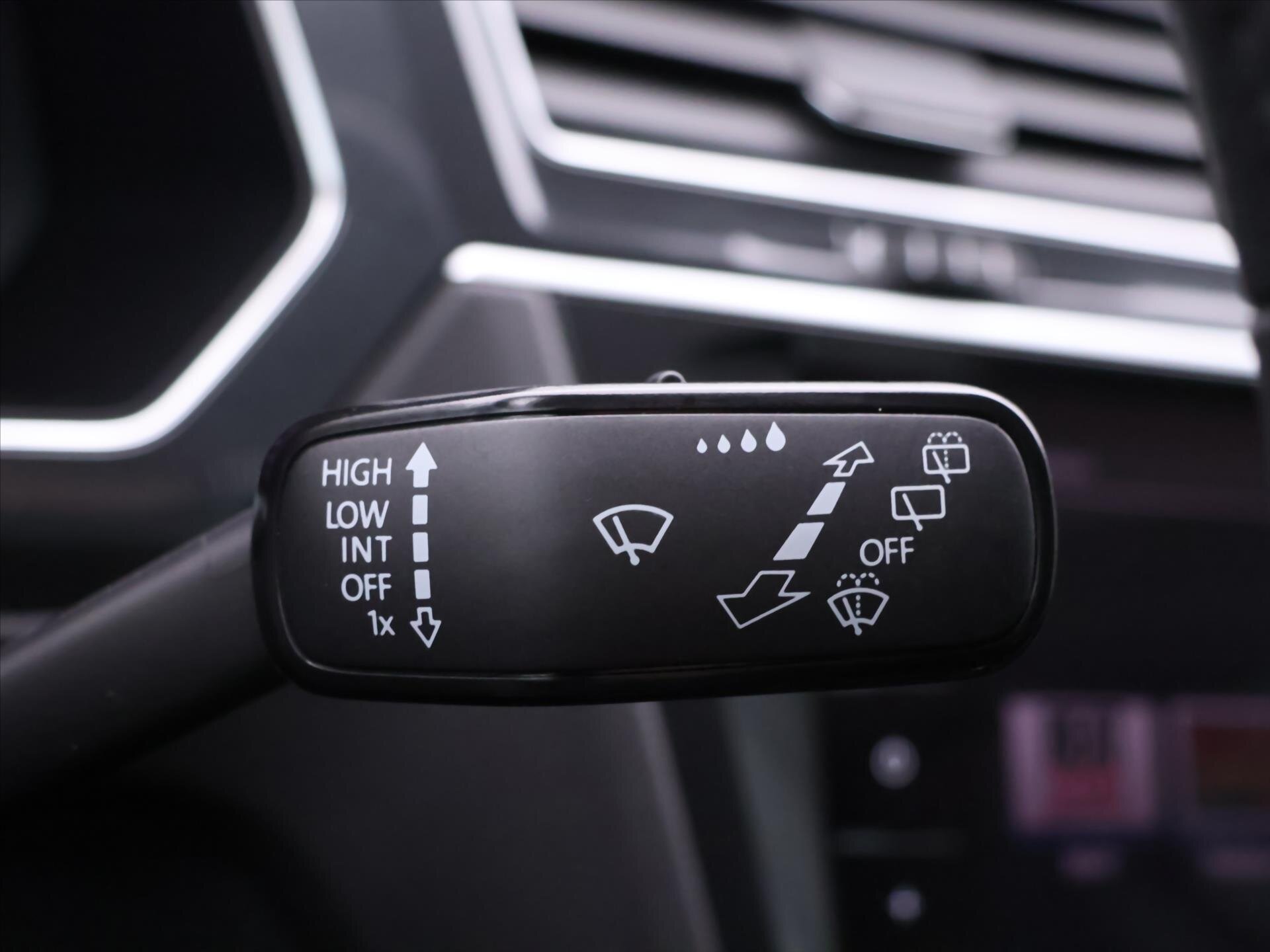 Volkswagen Tiguan SUV / Terénní 2,0 l 176 kw