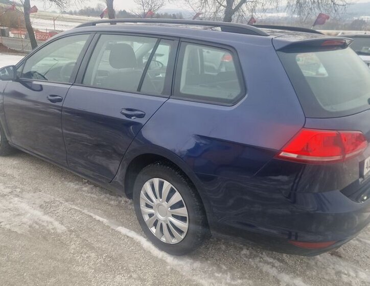 Volkswagen Golf Kombi 1,6 l 81 kw