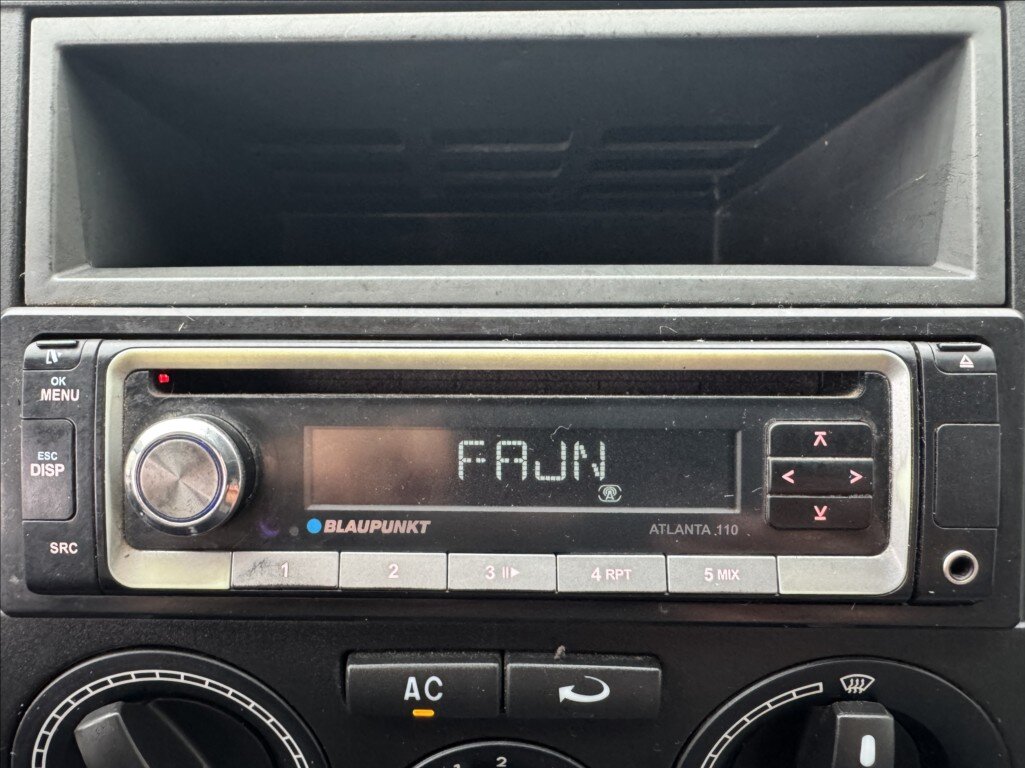 Volkswagen Transporter Kombi 1,9 l 90 kw