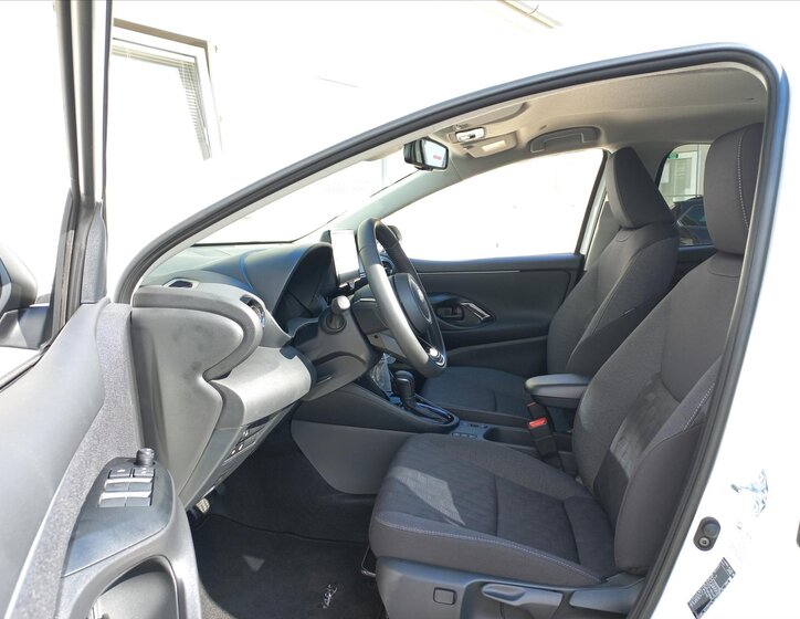 Toyota Yaris Hatchback 1,5 l 68 kw