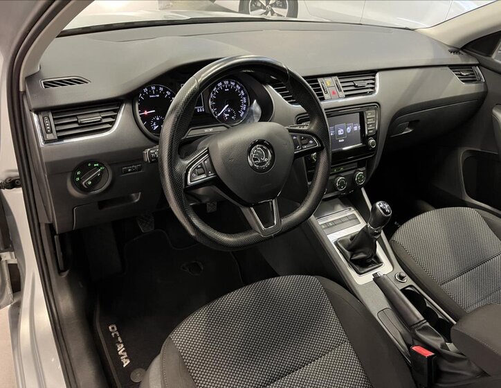 Škoda Octavia 6