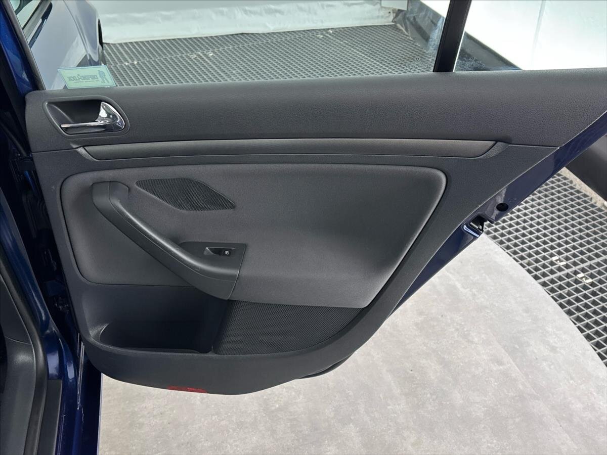 Volkswagen Golf Hatchback 1,6 l 75 kw