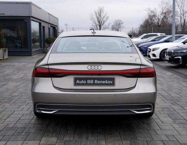 Audi A7 Sedan 3,0 l 210 kw