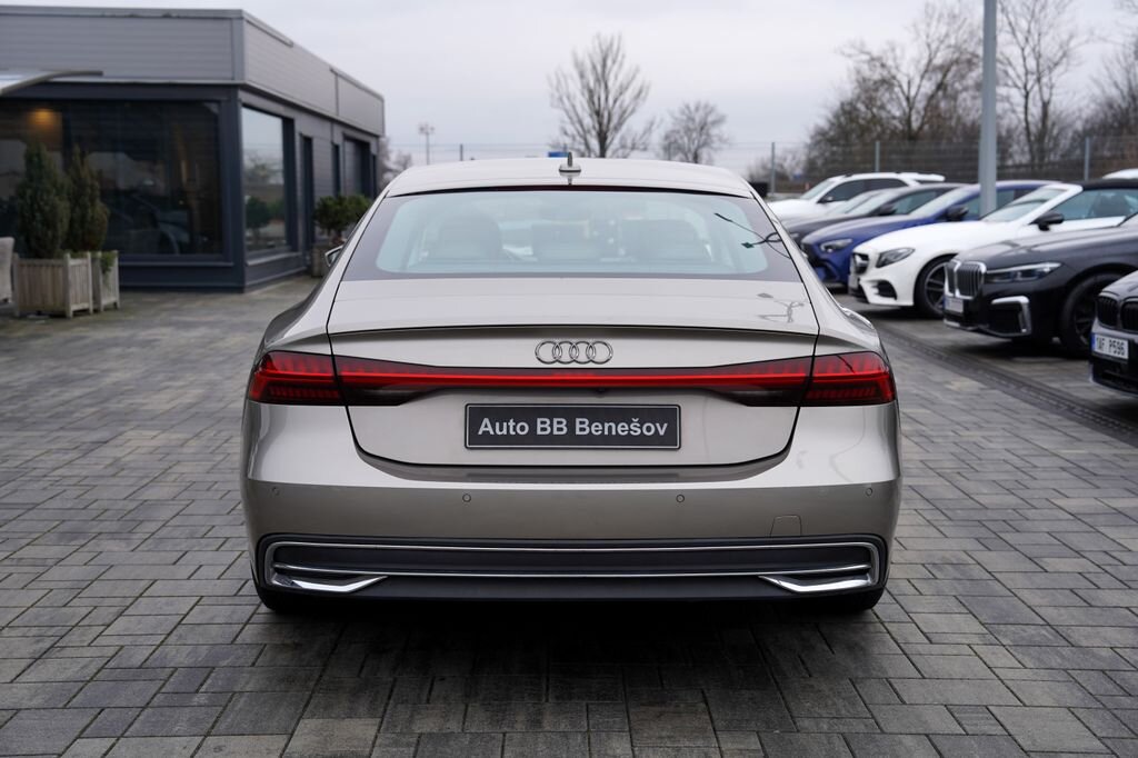 Audi A7 Sedan 3,0 l 210 kw