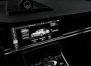 Porsche Panamera 8