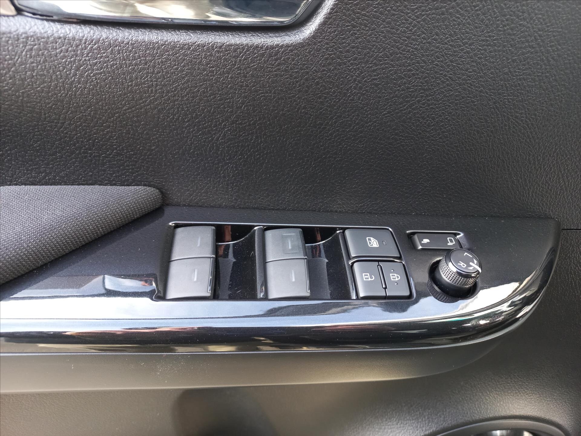 Toyota Hilux Pick-up 2,8 l 150 kw