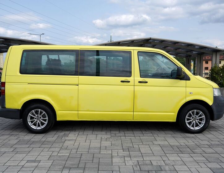 Volkswagen Caravelle 7