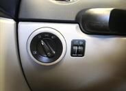 Volkswagen New Beetle 28