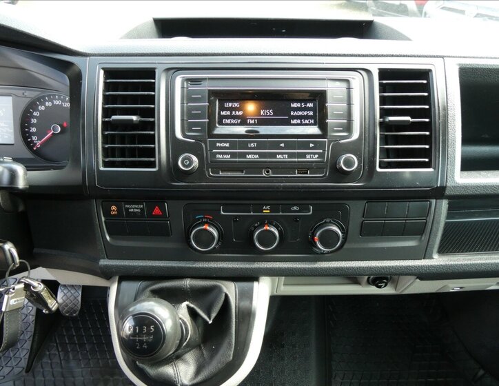 Volkswagen Transporter Skříň 2,0 l 75 kw