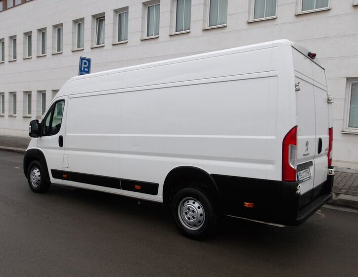 Fiat Ducato Skříň 2,2 l 121 kw