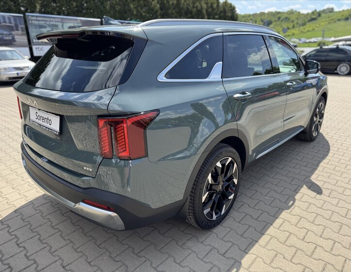 KIA Sorento SUV 2,2 l 142 kw
