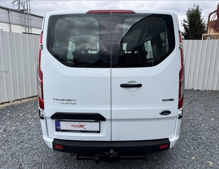 Ford Transit Custom Kombi 2,0 l 96 kw