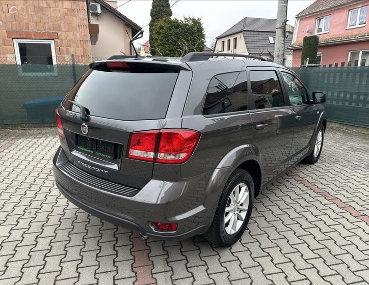 Fiat Freemont SUV / Terénní 2,0 l 103 kw