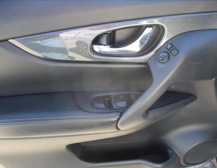 Nissan X-Trail SUV / Terénní 1,6 l 96 kw