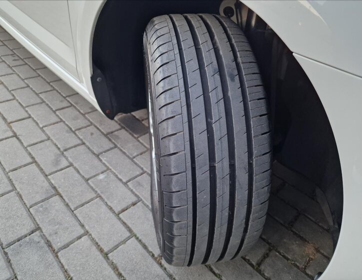 Škoda Octavia Liftback 2,0 l 110 kw