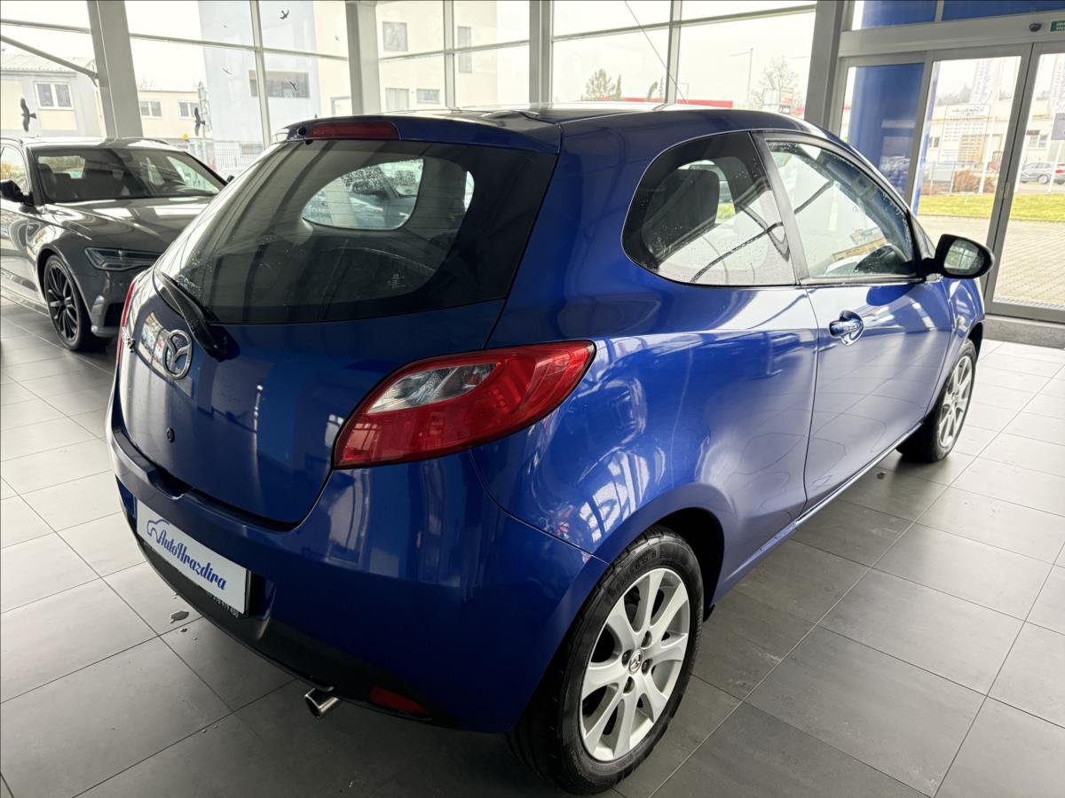 Mazda 2