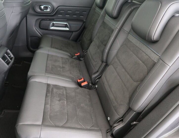 Citroën C5 Aircross SUV / Terénní 1,5 l 96 kw