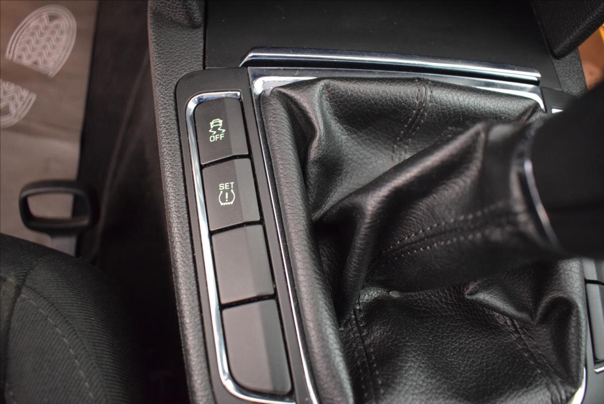 Škoda Superb Kombi 1,8 l 118 kw