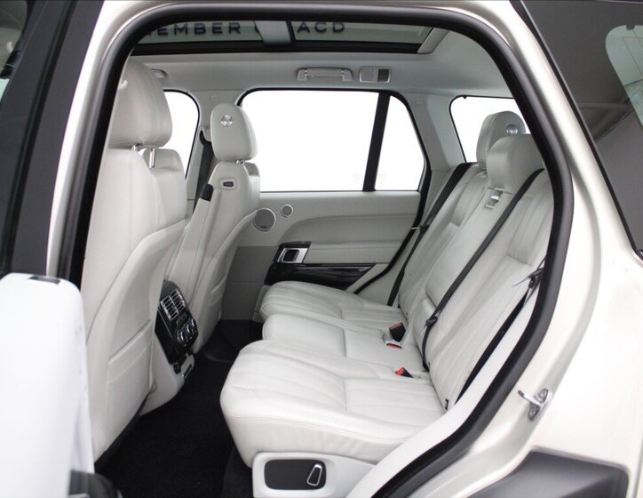 Land Rover Range Rover SUV / Terénní 3,0 l 190 kw