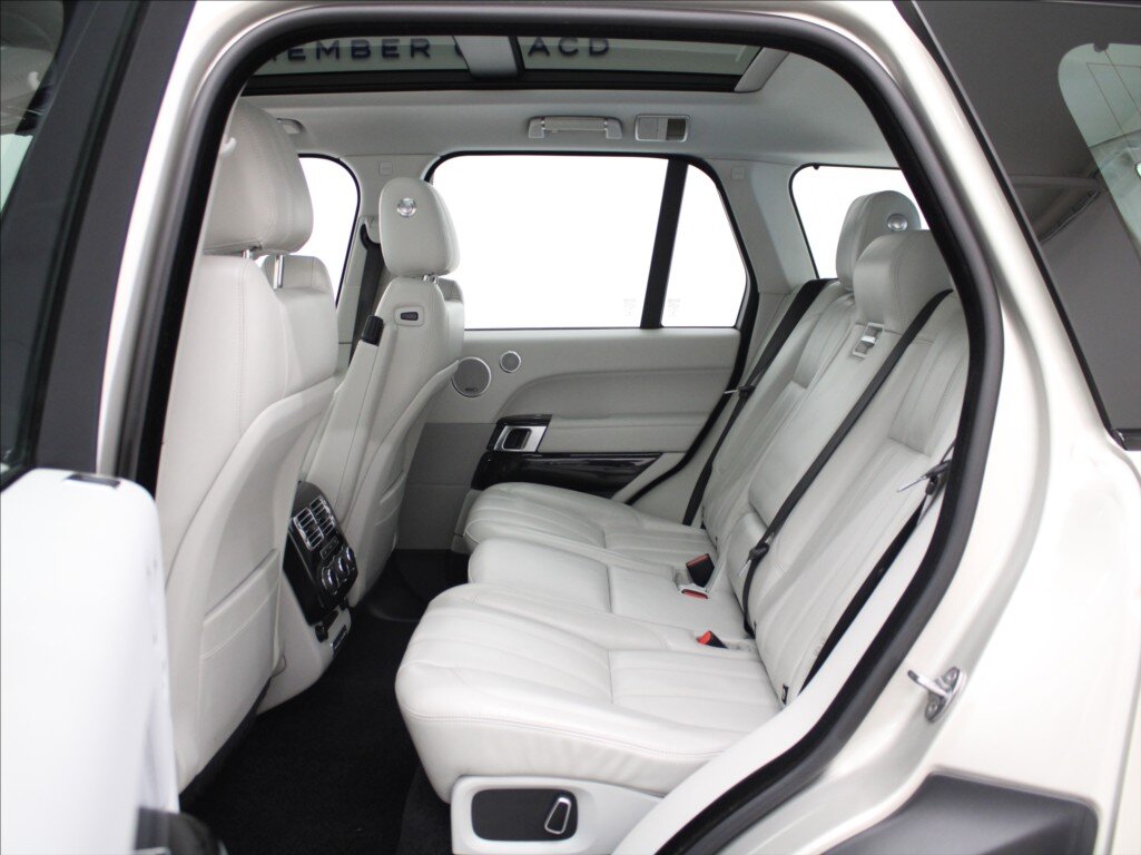 Land Rover Range Rover SUV / Terénní 3,0 l 190 kw