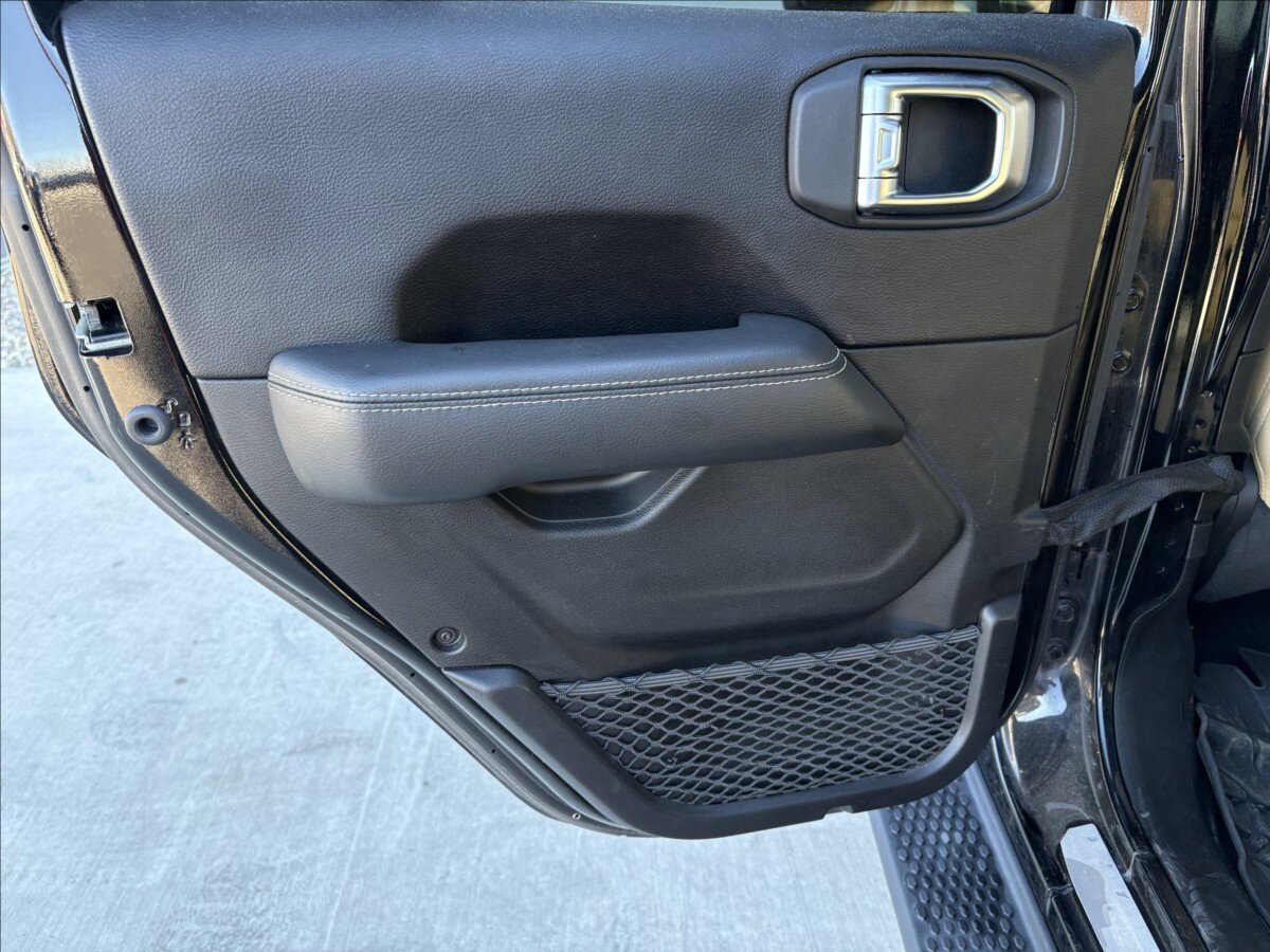 Jeep Wrangler Ostatní 2,1 l 147 kw