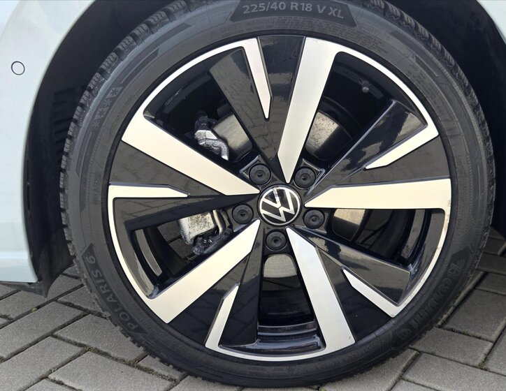 Volkswagen Golf Kombi 1,5 l 110 kw