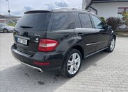 Mercedes-Benz Třídy M SUV / Terénní 3,0 l 165 kw