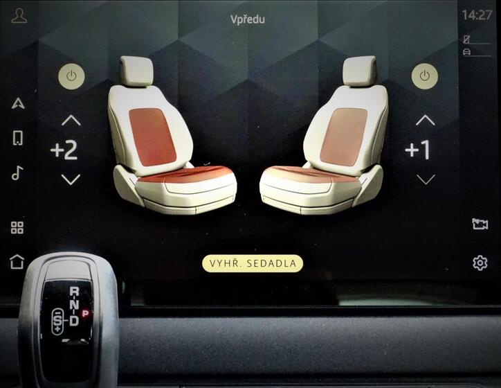 Land Rover Defender 12