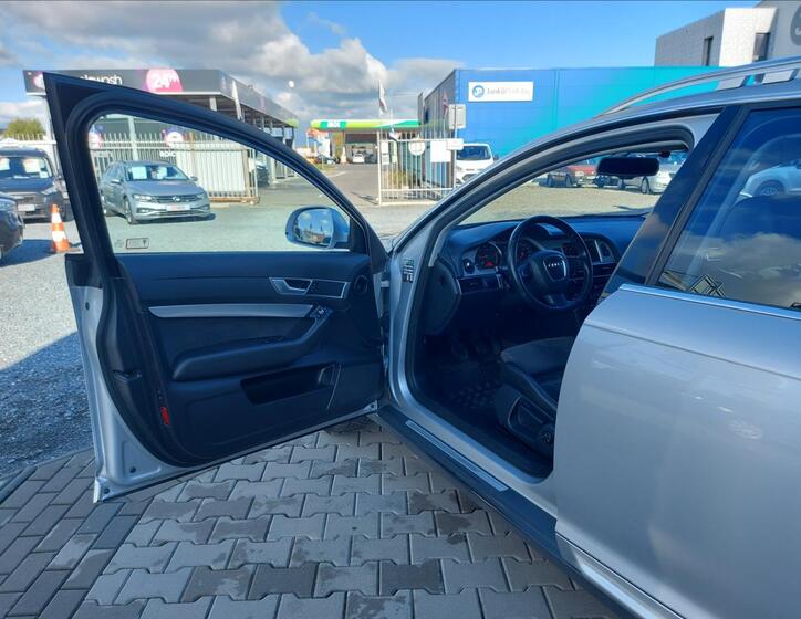 Audi A6 Allroad 11