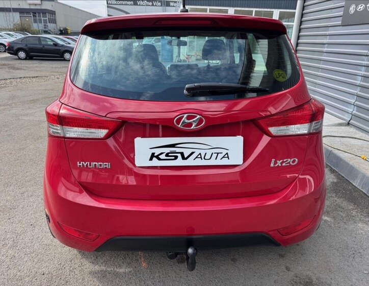 Hyundai ix20 MPV 1,4 l 66 kw